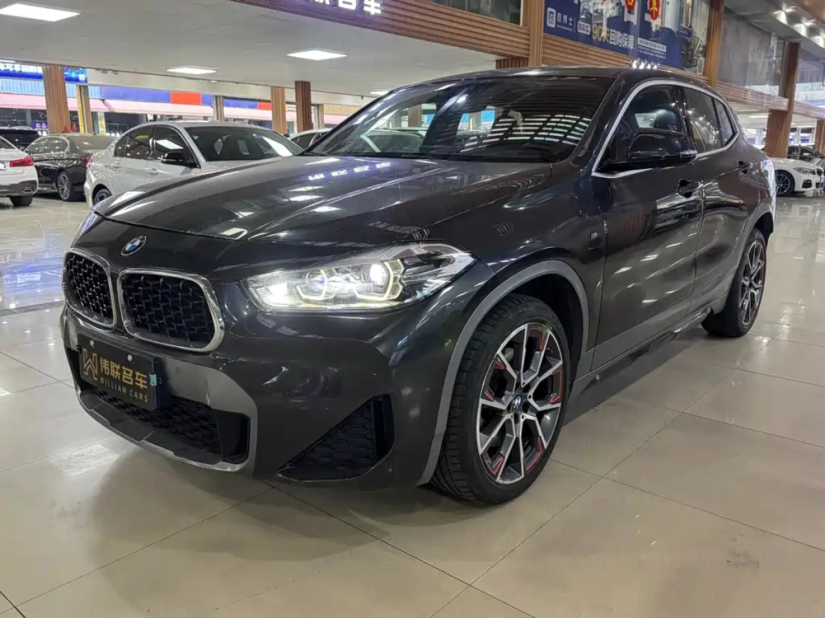 BMW X2