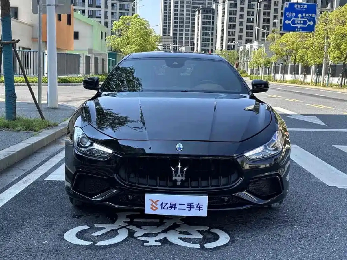 MASERATI GHIBLI