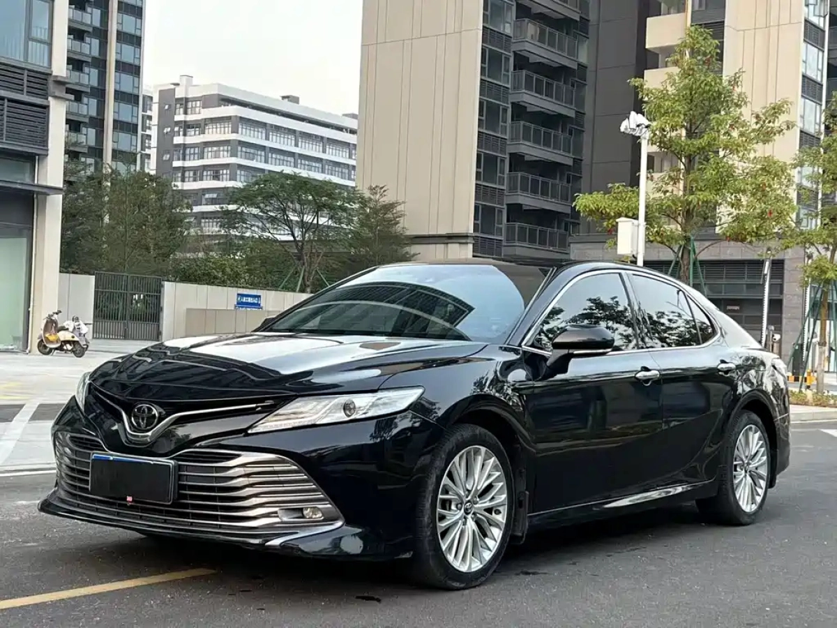 TOYOTA CAMRY  2021