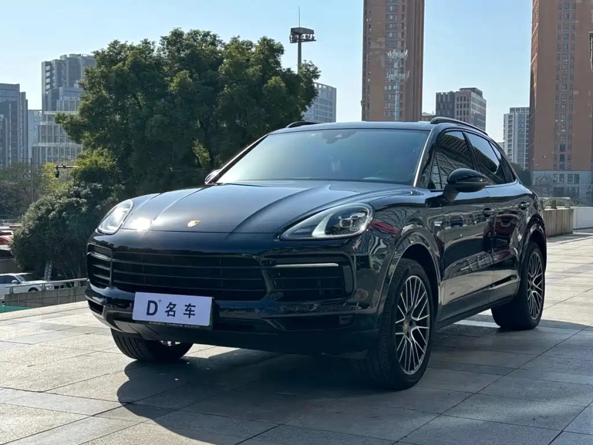 PORSCHE CAYENNE NEW ENERGY  2021