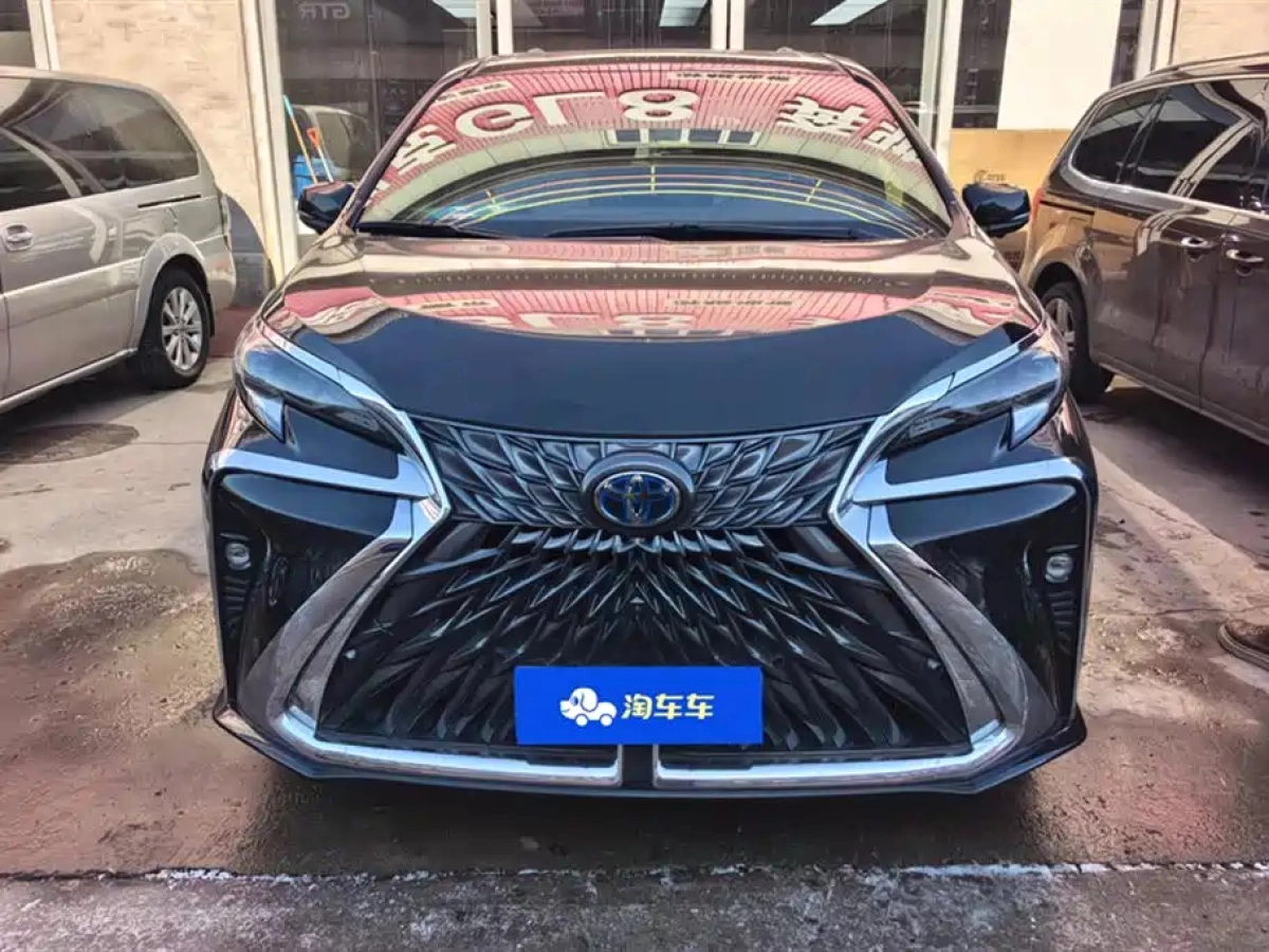 TOYOTA SIENNA SIENNA