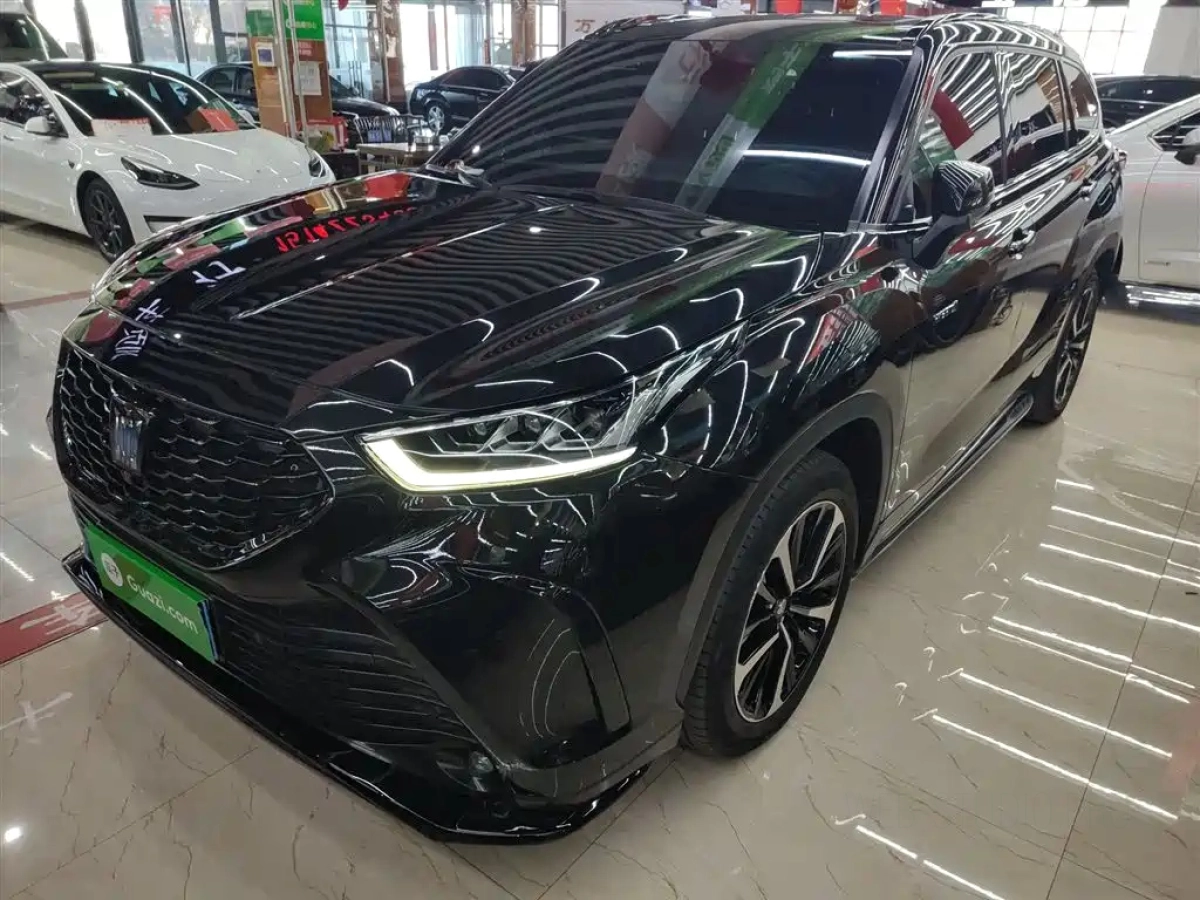 TOYOTA CROWN KLUGER  2022