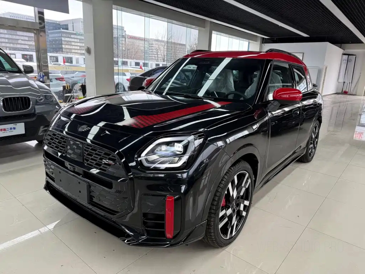 MINI JCW COUNTRYMAN  2025