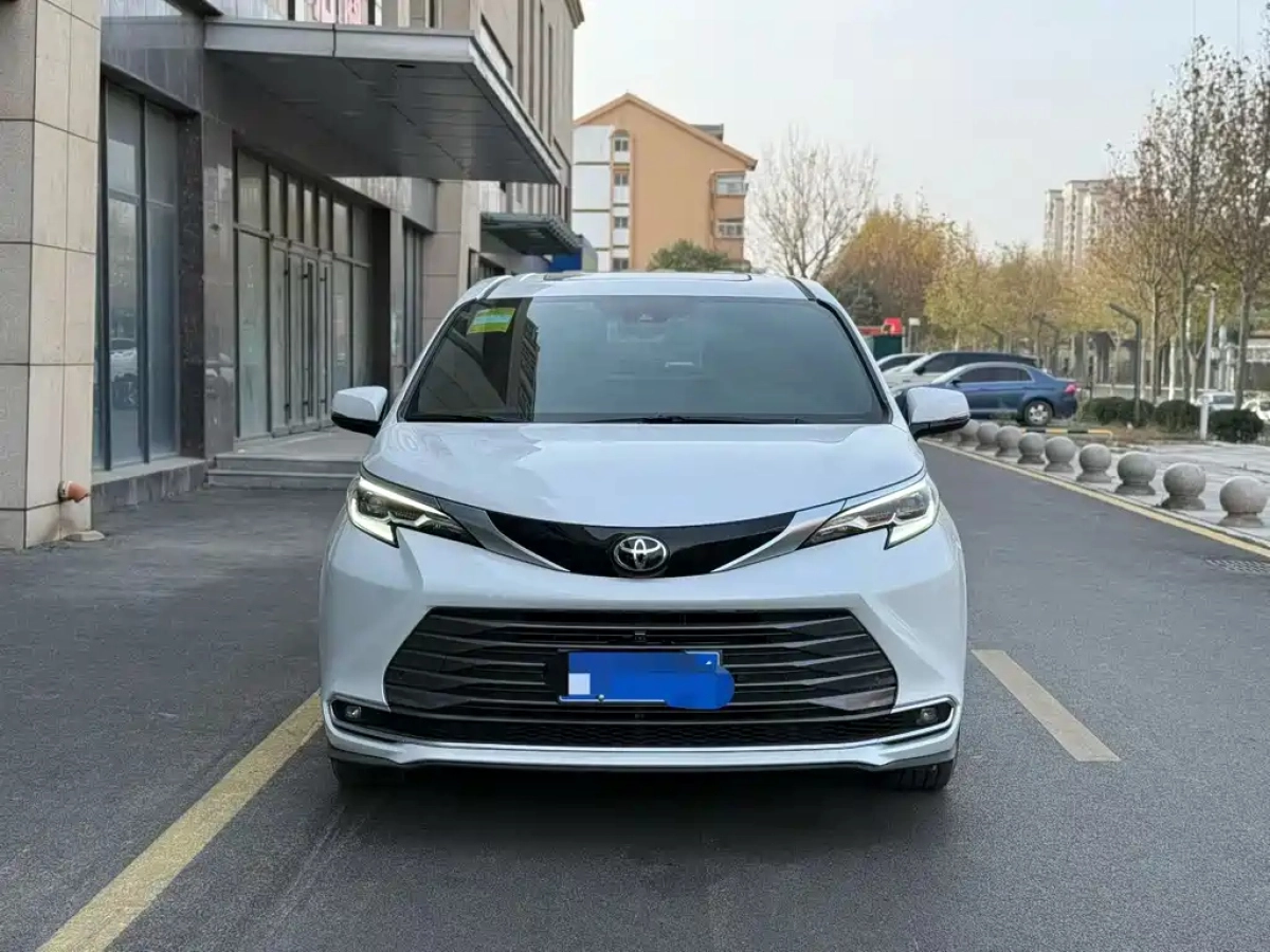 TOYOTA SIENNA SIENNA