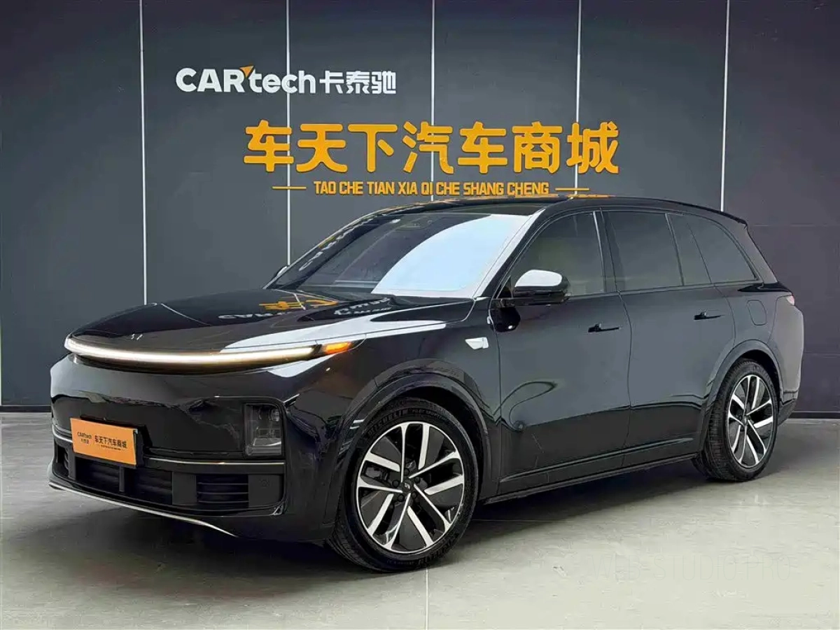 LI AUTO L8  2023