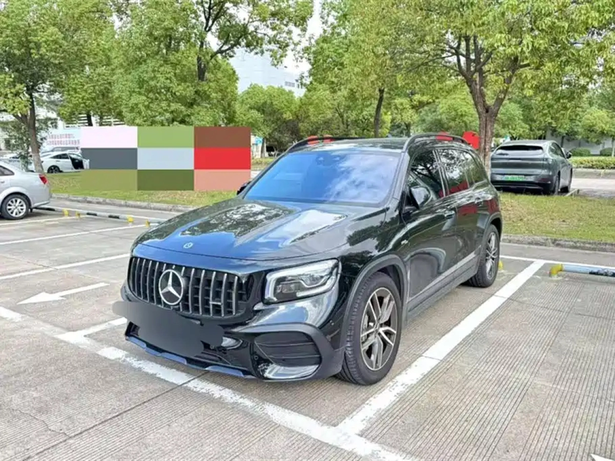 MERCEDES BENZ GLB AMG  2021