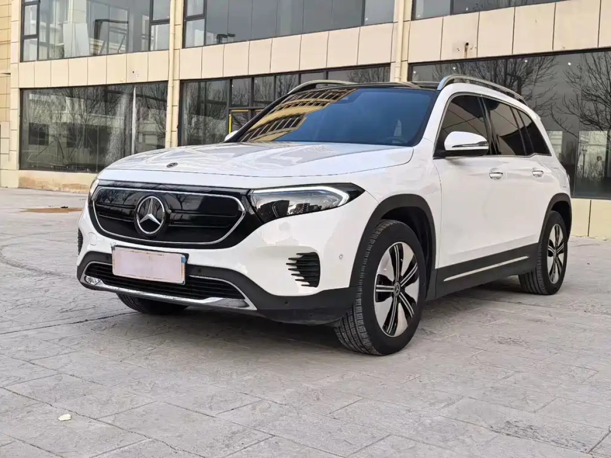 MERCEDES BENZ EQB  2023