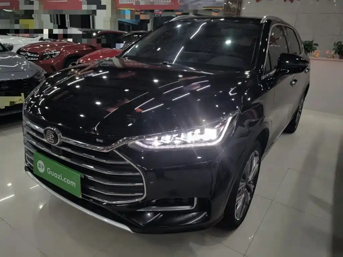 BYD TANG  2019