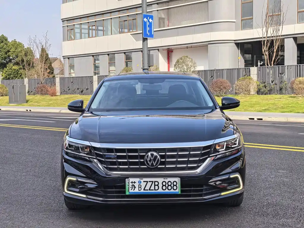 VOLKSWAGEN PASSAT NEW ENERGY