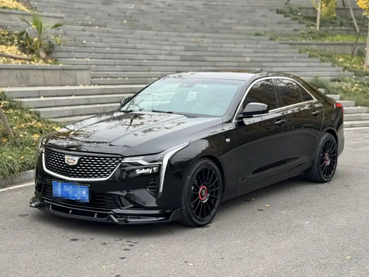 CADILLAC CT4  2022