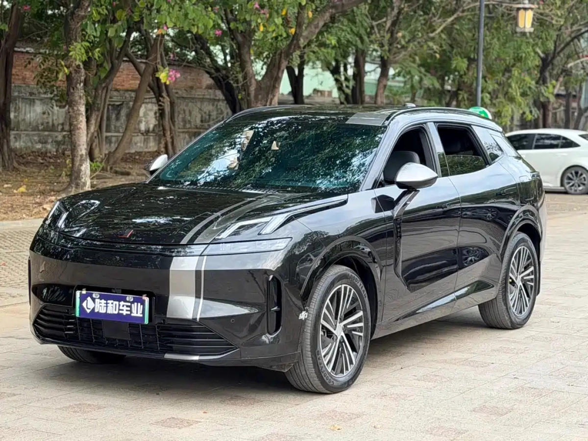 LYNK&CO 08 NEW ENERGY