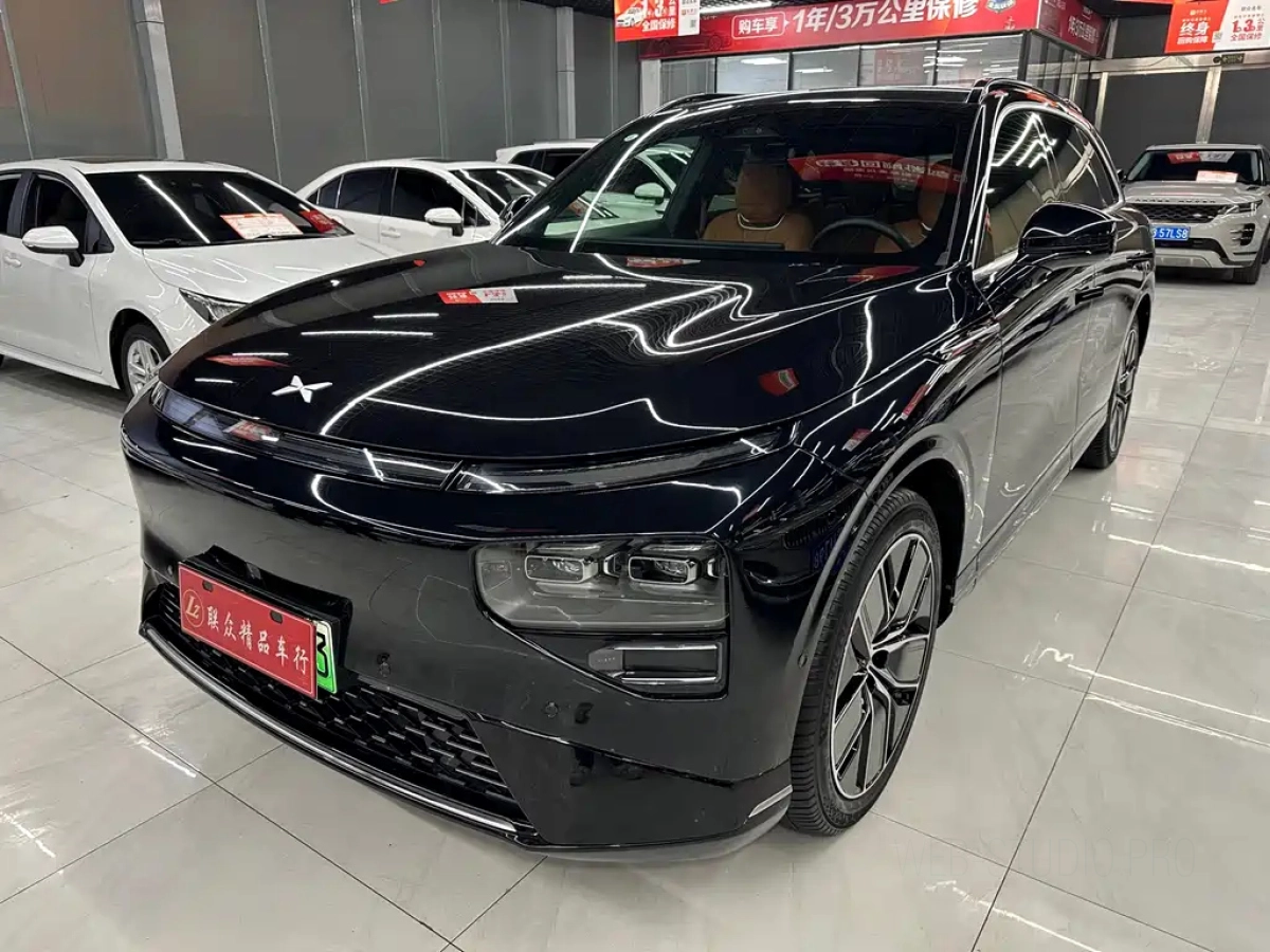 XPENG MOTORS G9  2023