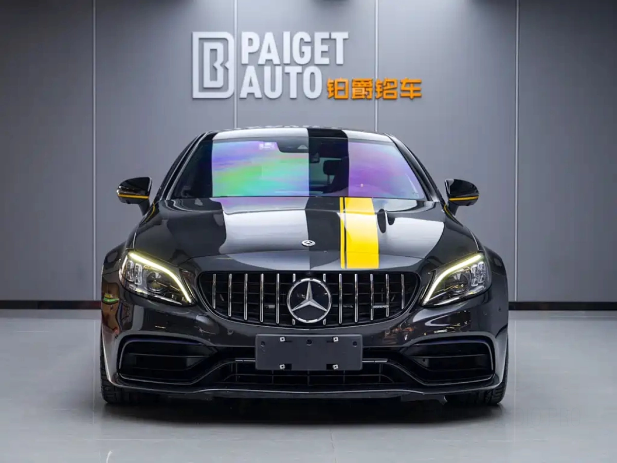 MERCEDES BENZ C-CLASS AMG  2021