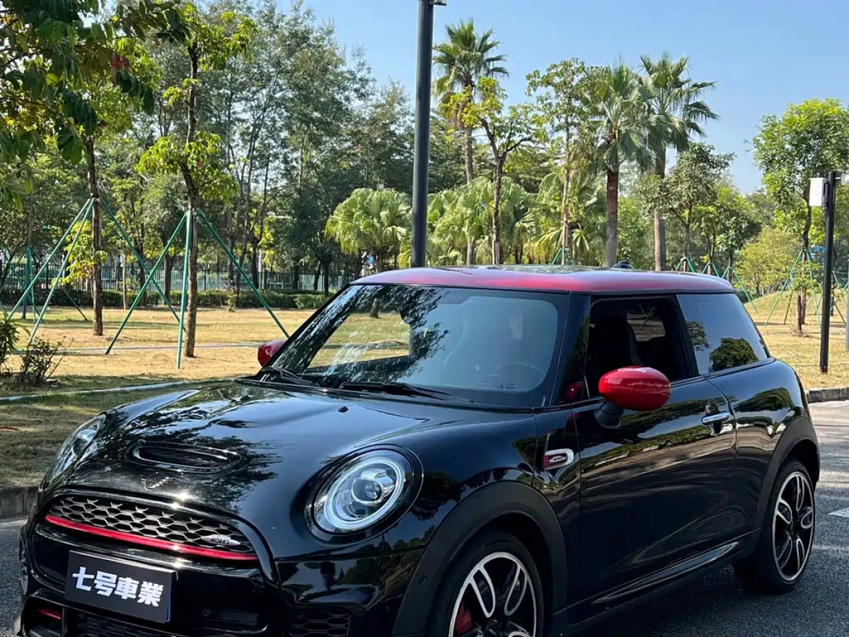 MINI JCW