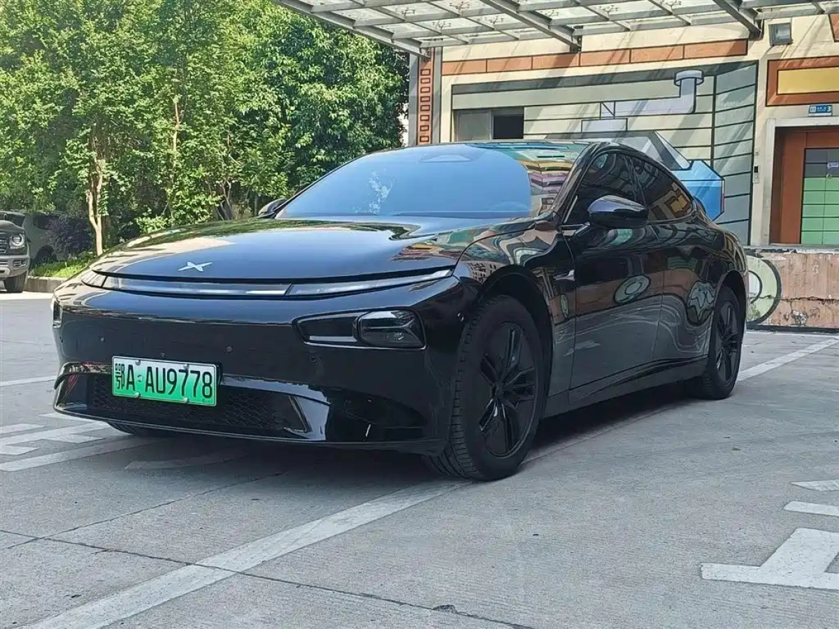 XPENG MOTORS P7  2024
