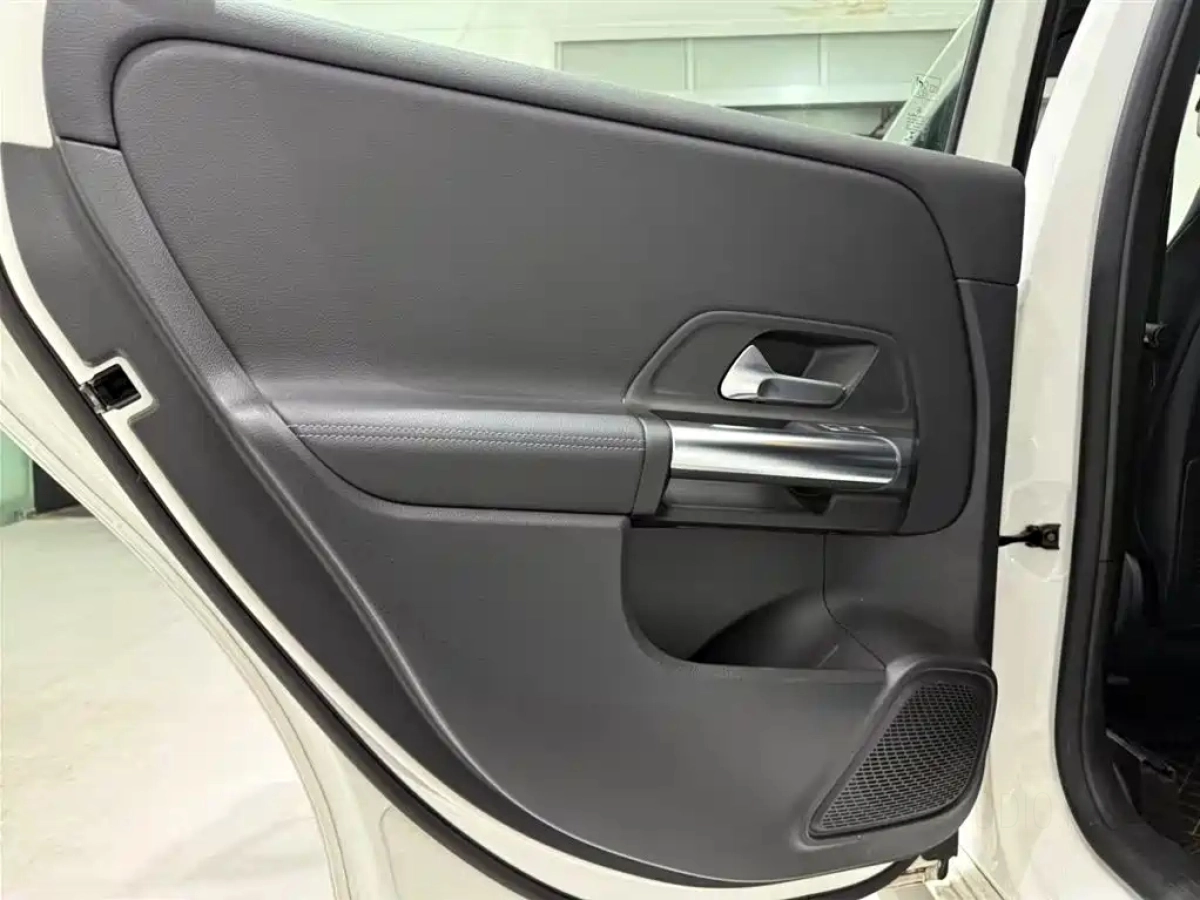 MERCEDES BENZ B-CLASS