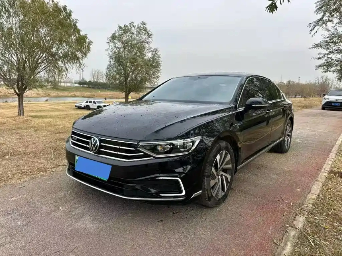 VOLKSWAGEN MAGOTAN GTE PLUG IN HYBRID  2023