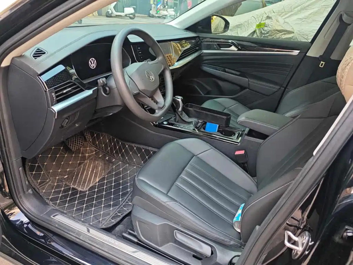 VOLKSWAGEN PASSAT NEW ENERGY