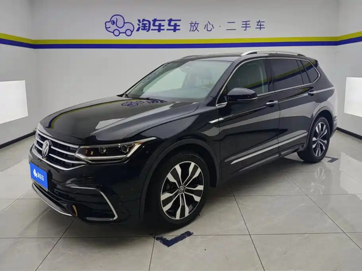 VOLKSWAGEN TIGUAN L
