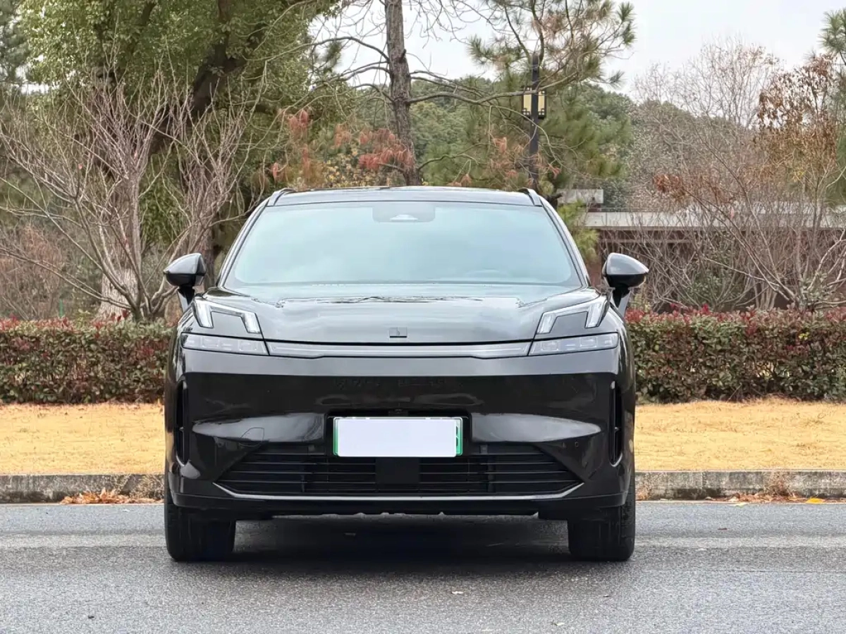 LYNK&CO 08 NEW ENERGY