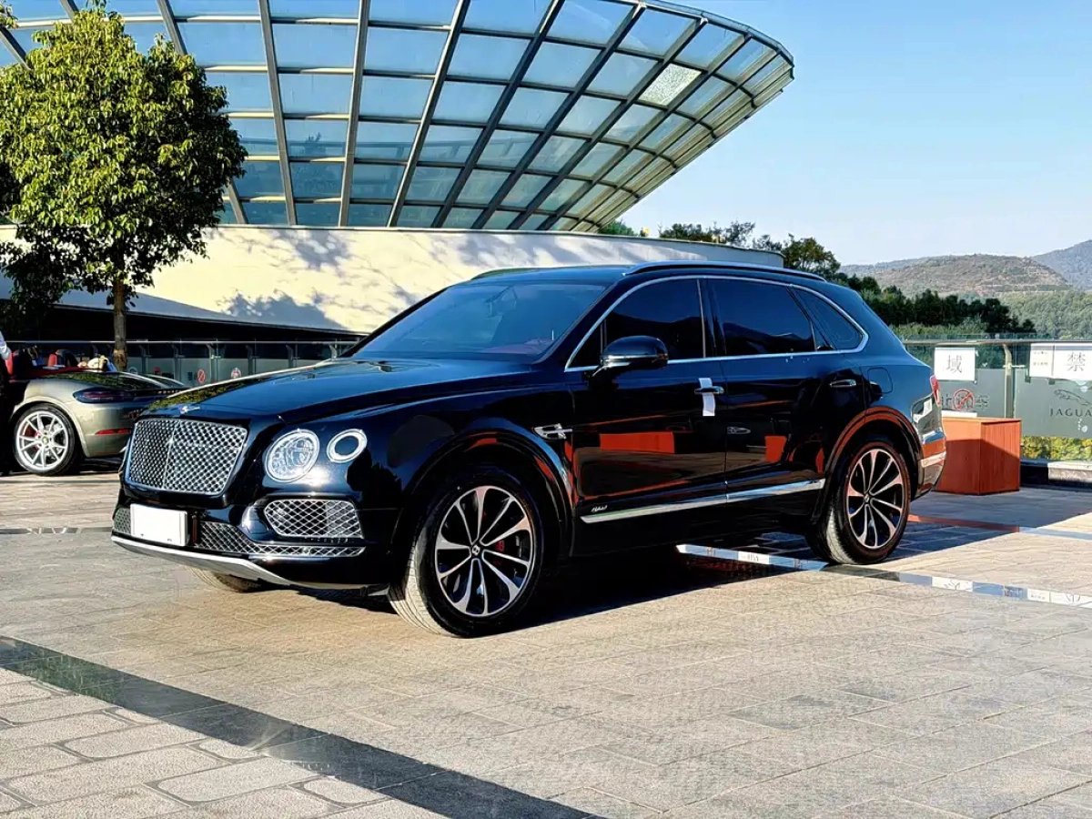 BENTLEY BENTAYGA PLUG IN HYBRID  2022