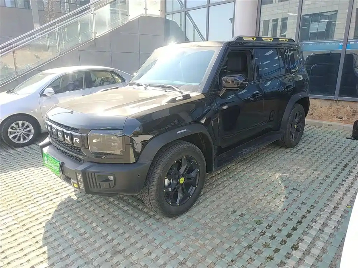 JETOUR TRAVELLER  T2