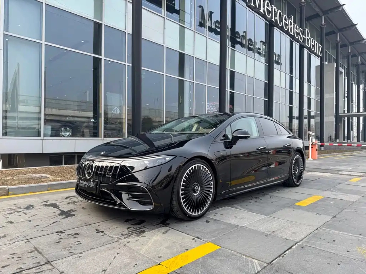 MERCEDES BENZ EQS AMG