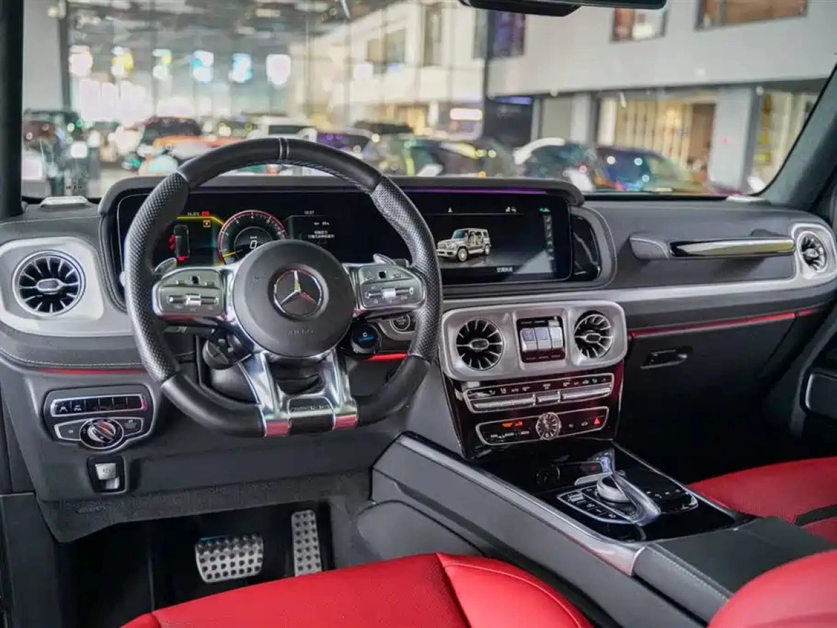 MERCEDES BENZ G-CLASS AMG