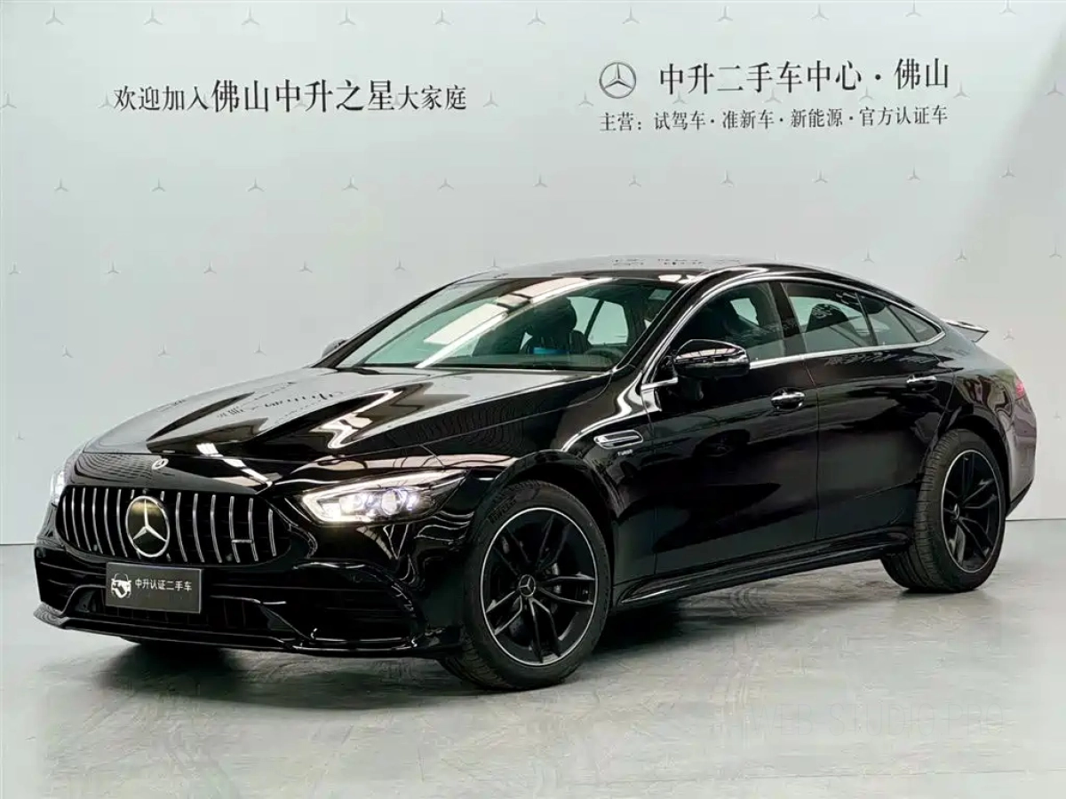 MERCEDES BENZ AMG GT  2024