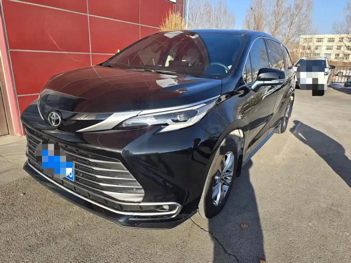 TOYOTA SIENNA SIENNA  2025