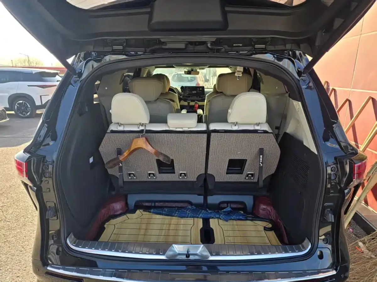 TOYOTA SIENNA SIENNA