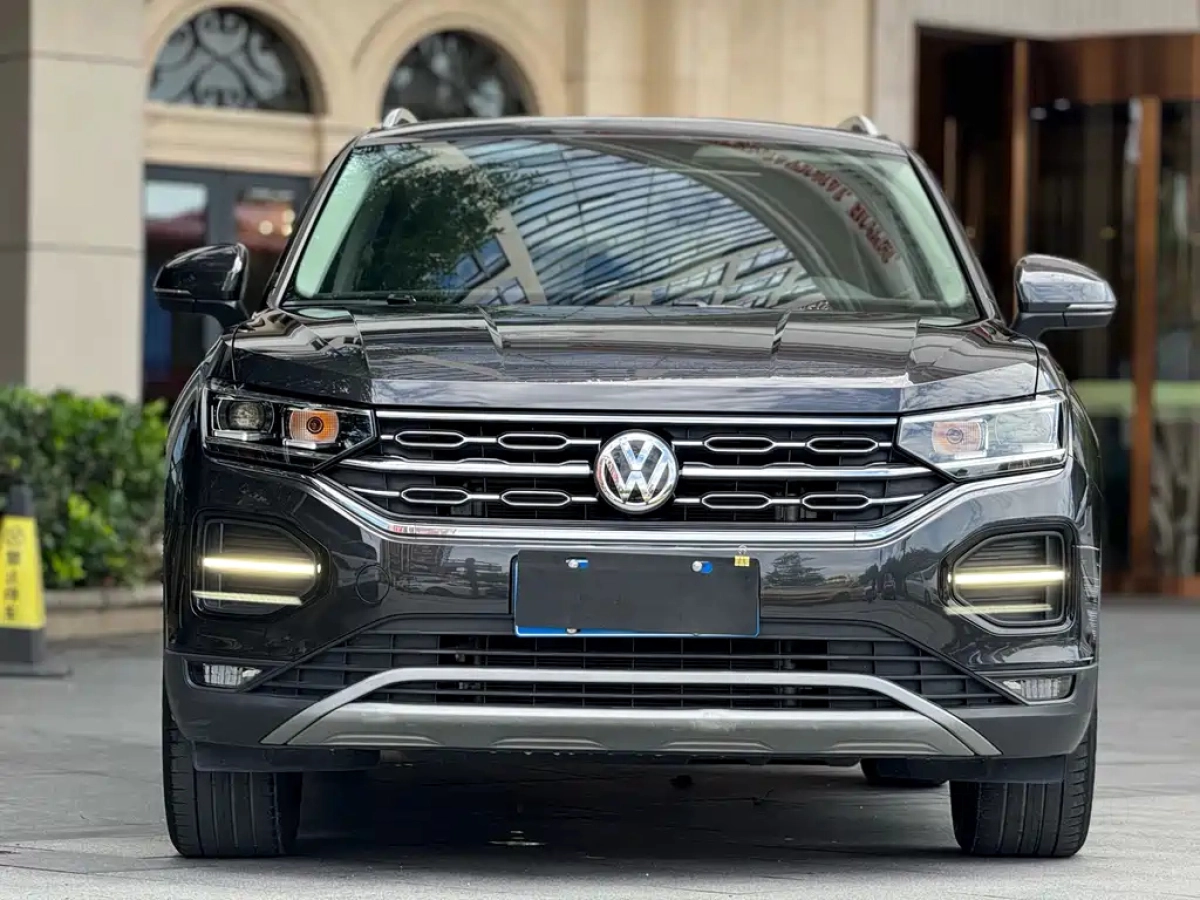 VOLKSWAGEN TAYRON  2020