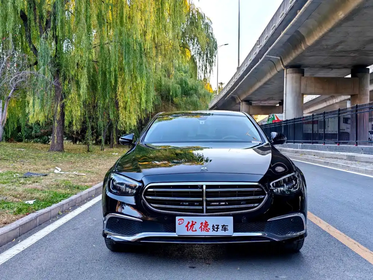 MERCEDES BENZ E-CLASS