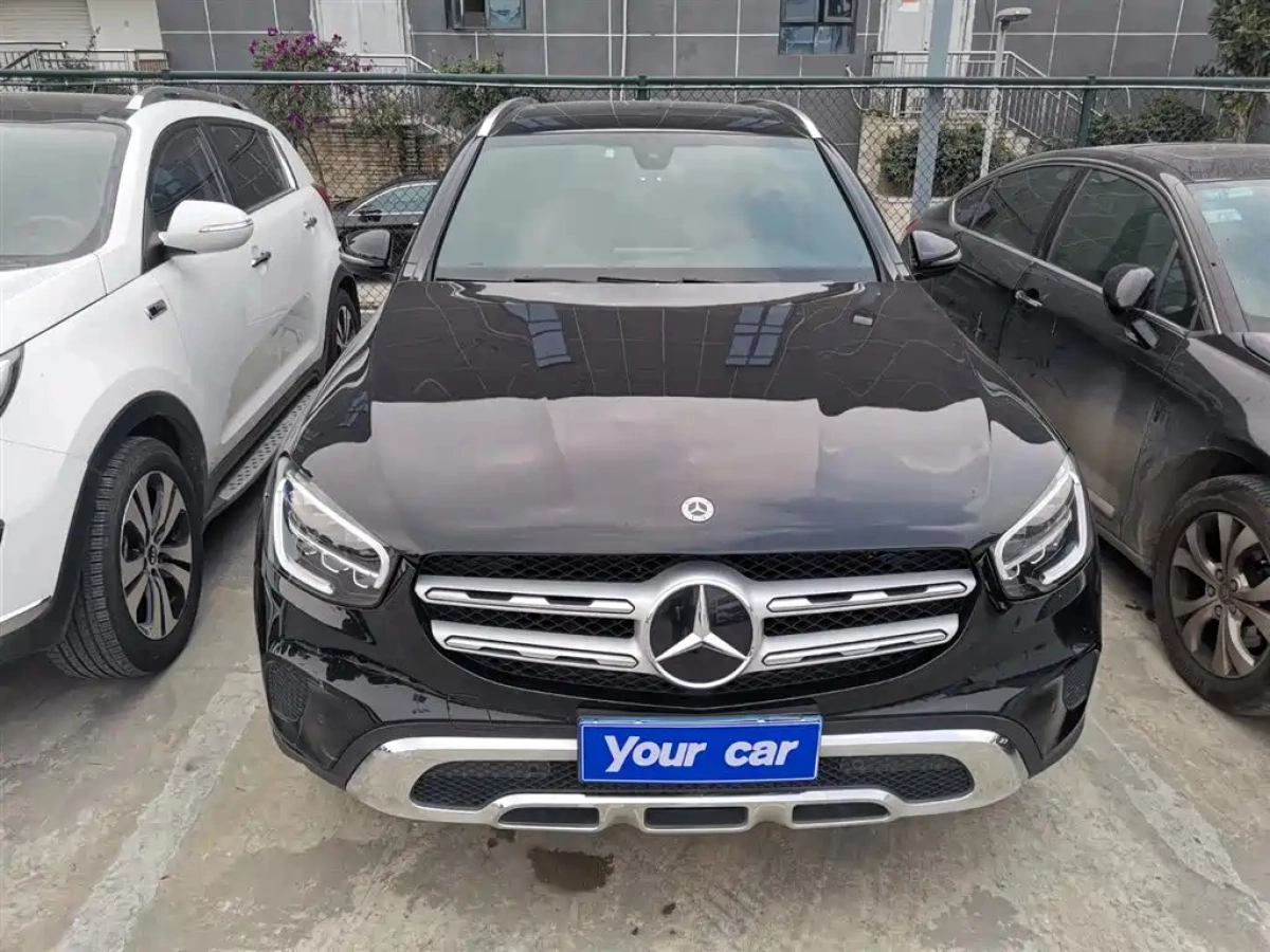 MERCEDES BENZ GLC