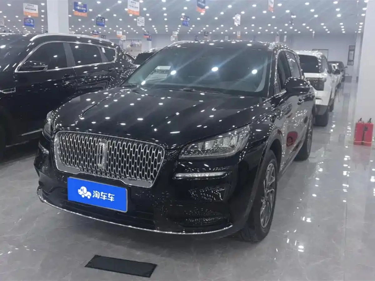 LINCOLN ADVENTURER  2022