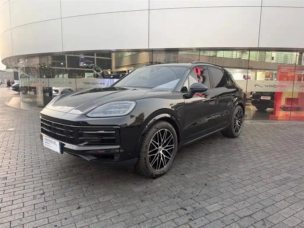 PORSCHE CAYENNE