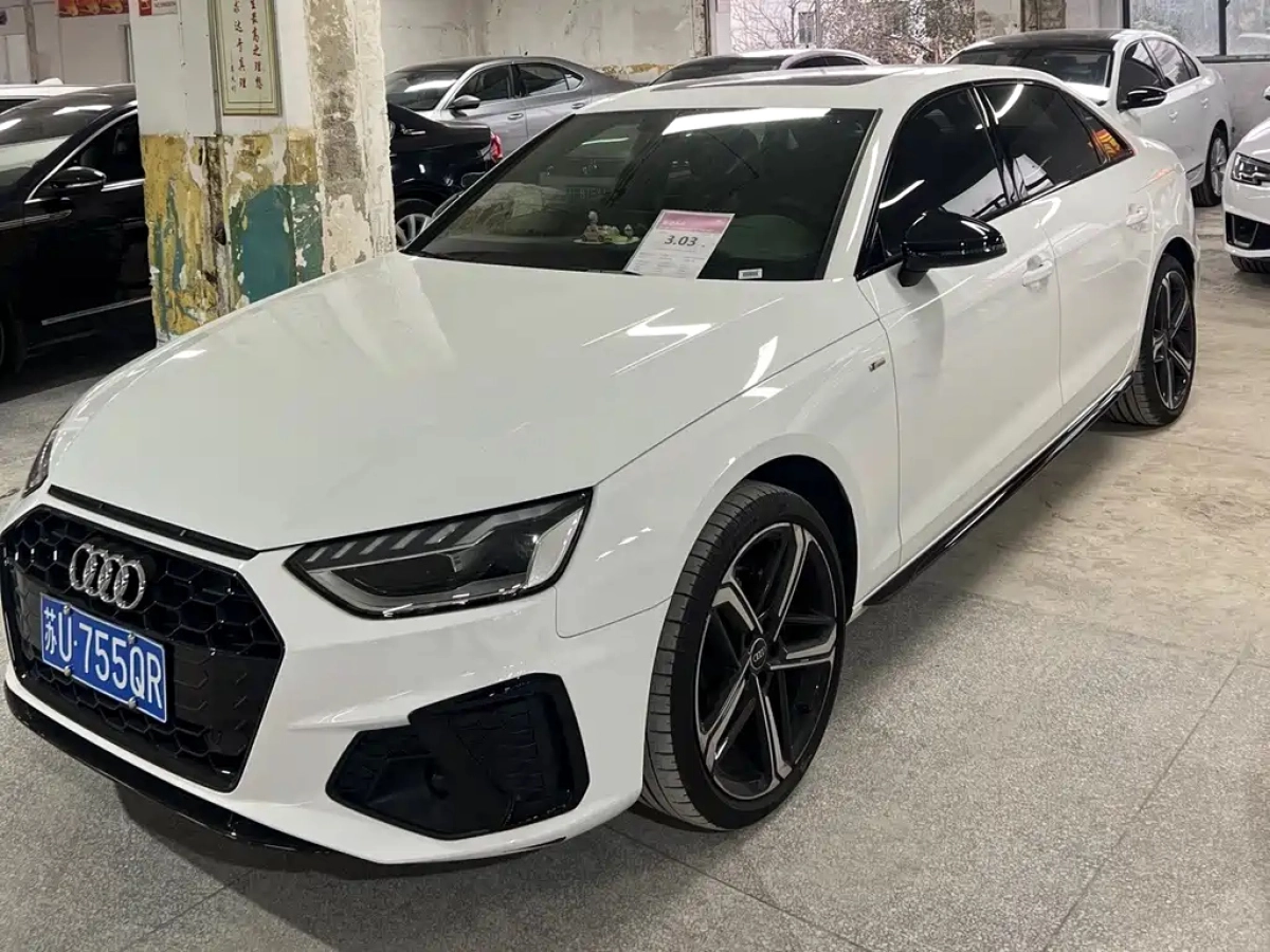 AUDI A4L  2025