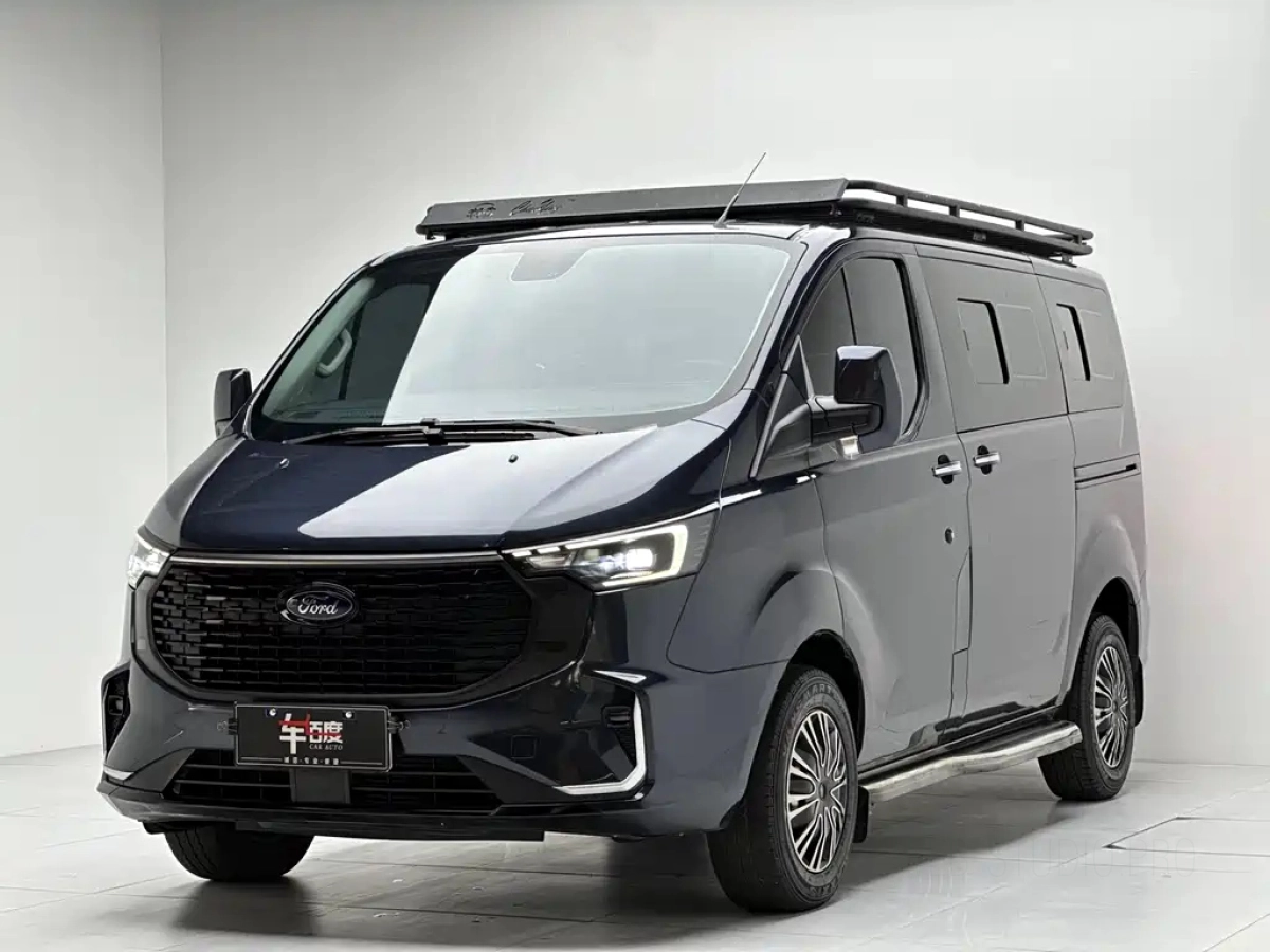 FORD TRANSIT  2023