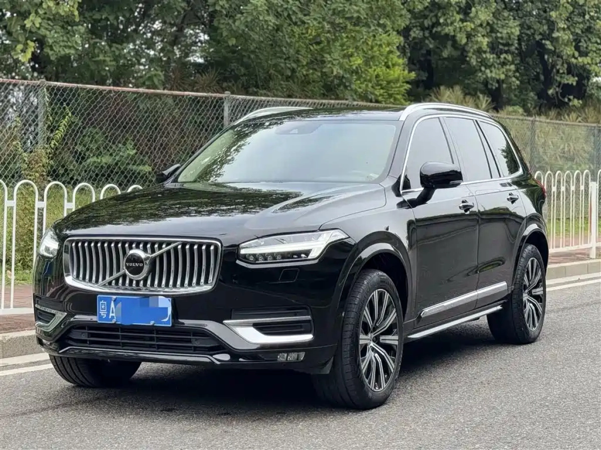 VOLVO XC90  2019