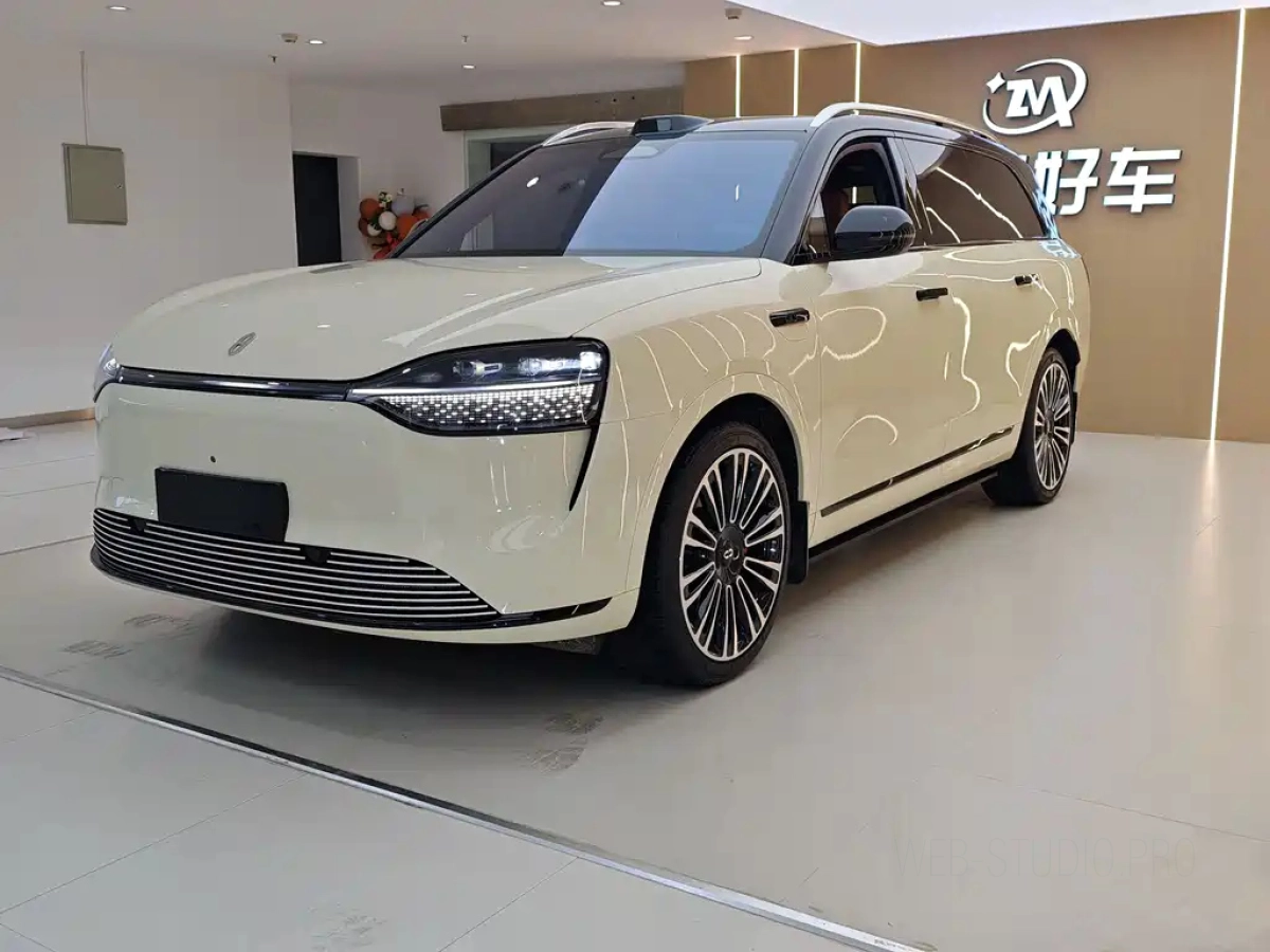 HUAWEI HARMON AITO M9  2024