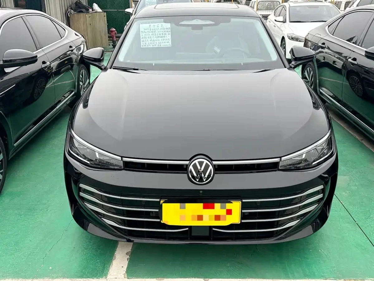 VOLKSWAGEN PASSAT