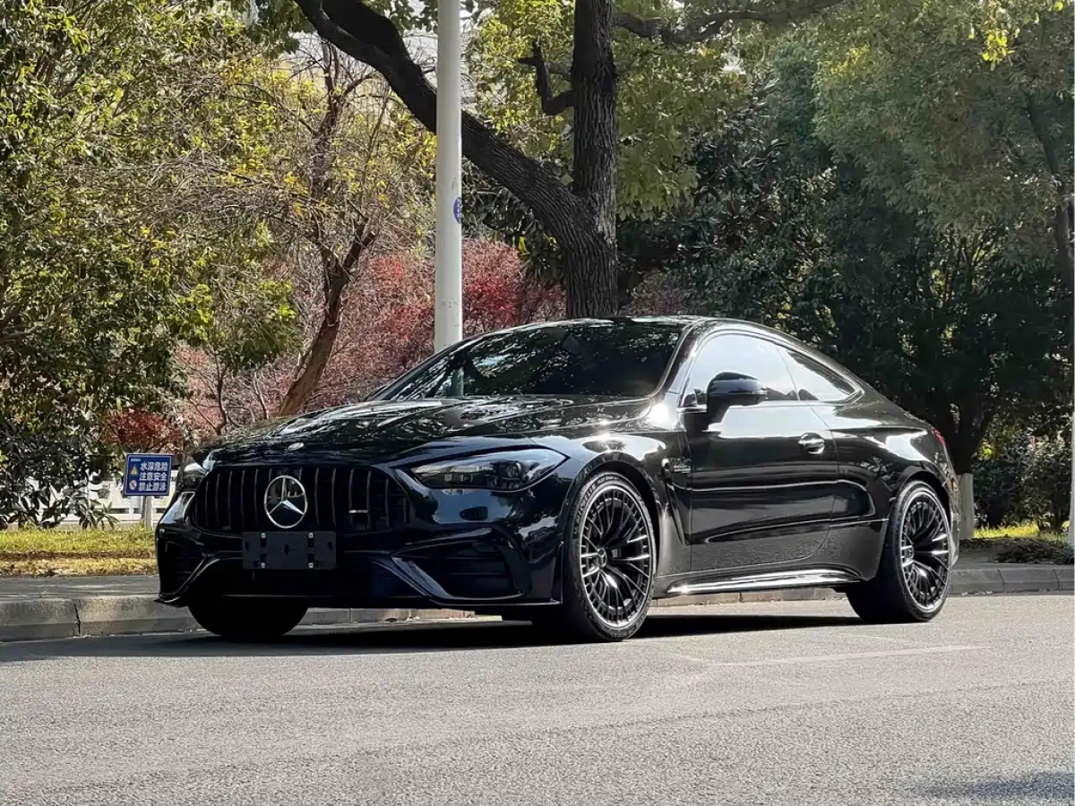 MERCEDES BENZ CLE AMG  2025