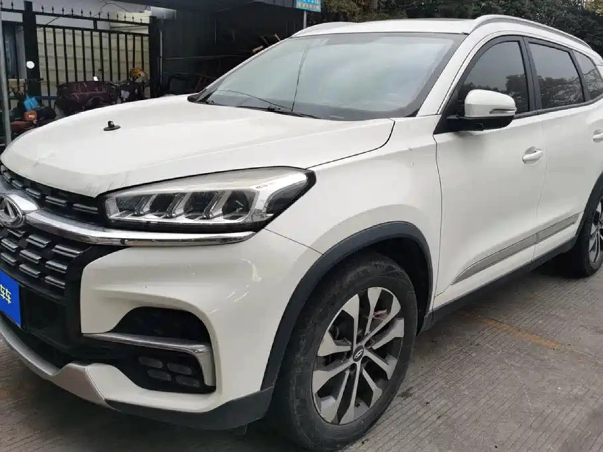 CHERY TIGGO 8