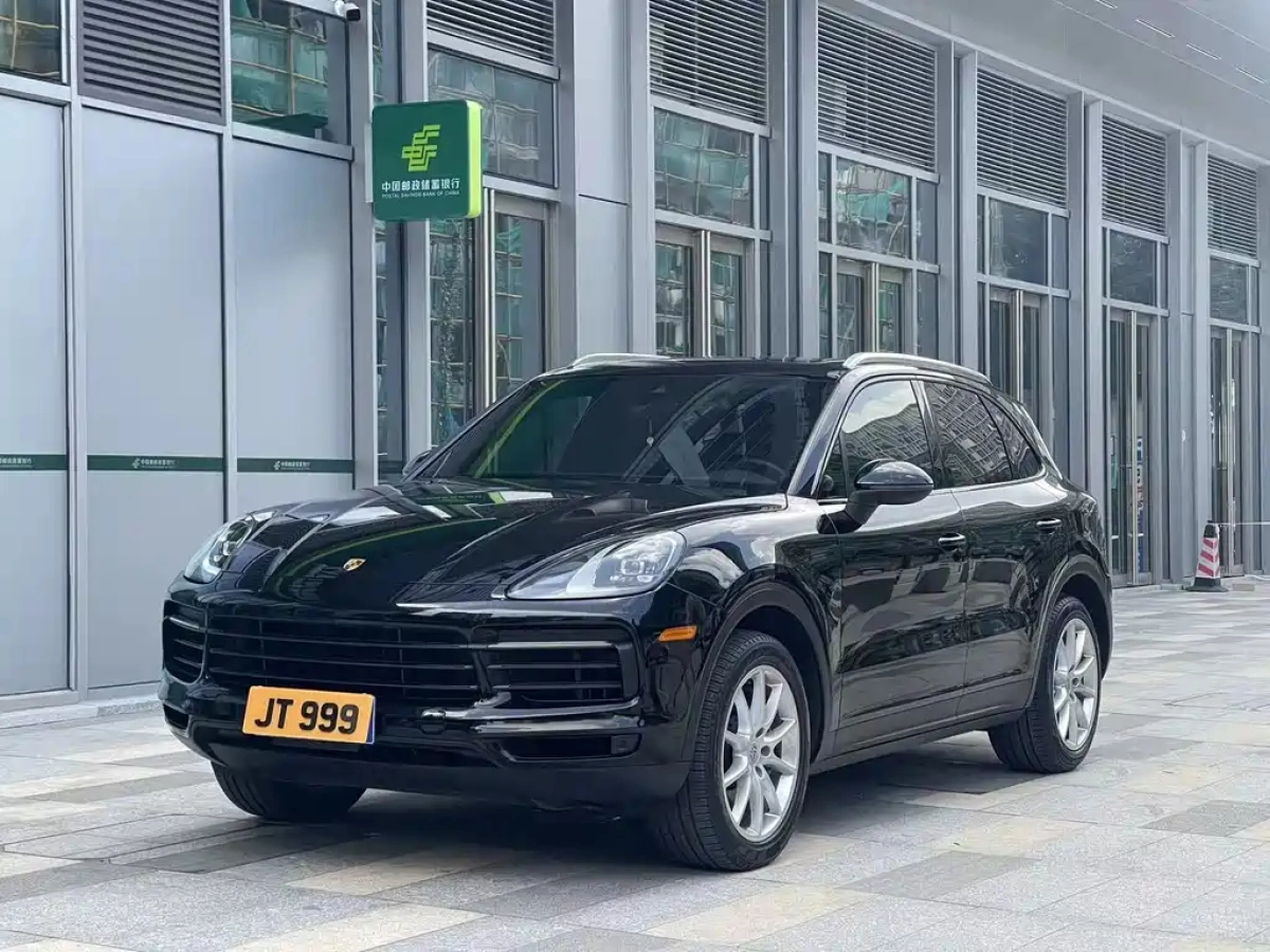 PORSCHE CAYENNE