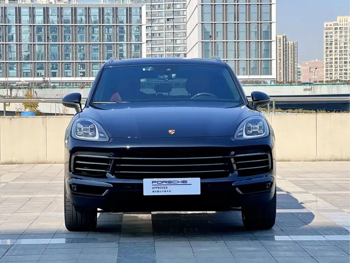 PORSCHE CAYENNE