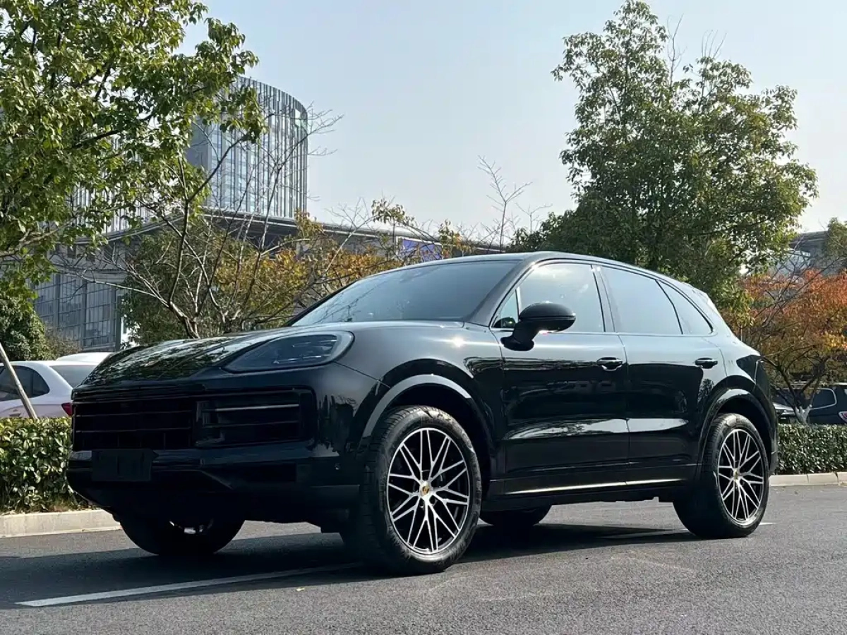 PORSCHE CAYENNE