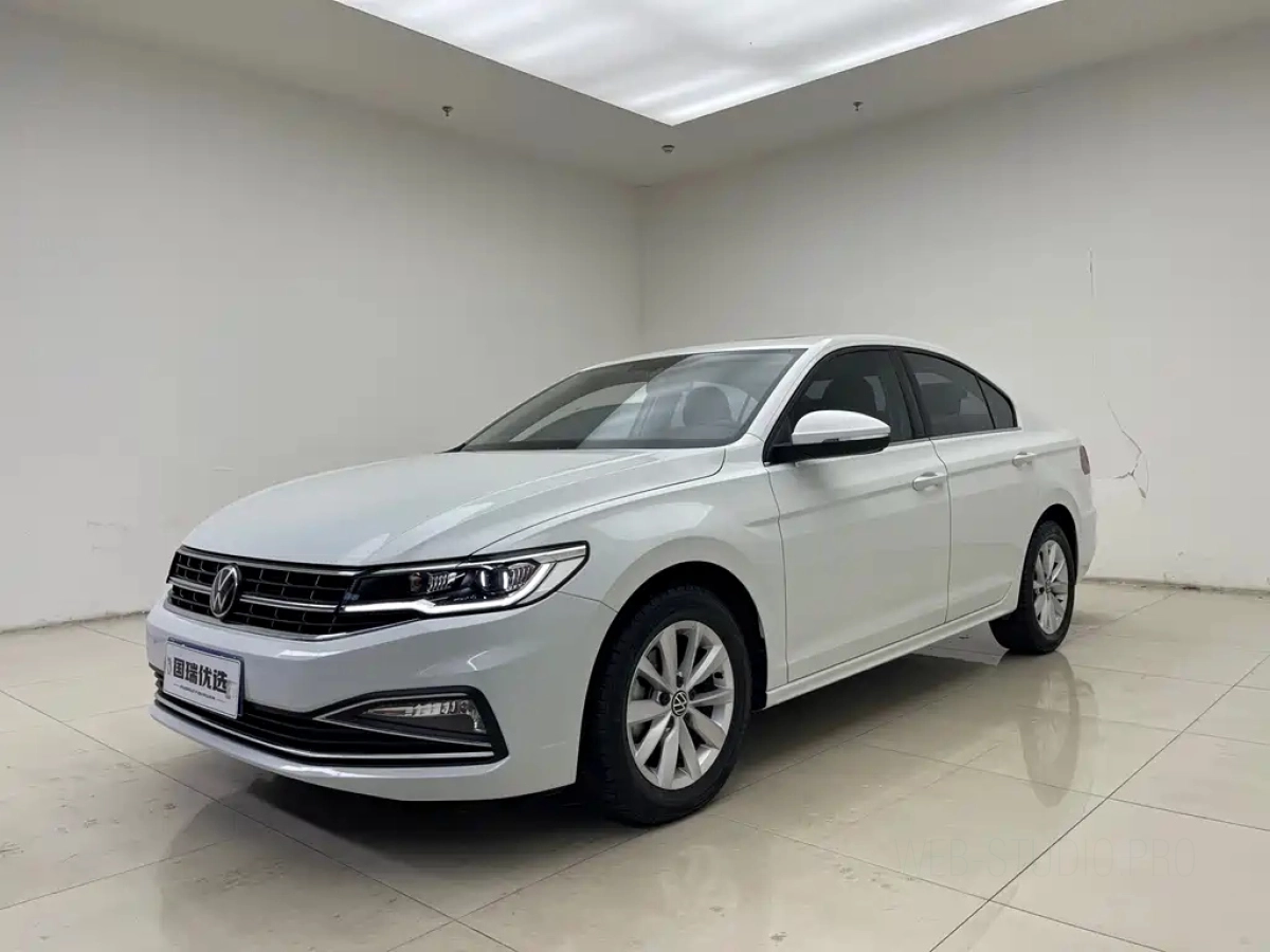 VOLKSWAGEN BORA  2021