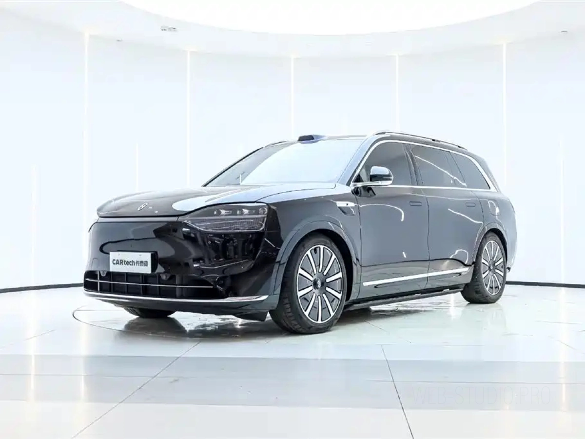 HUAWEI HARMON AITO M9  2025