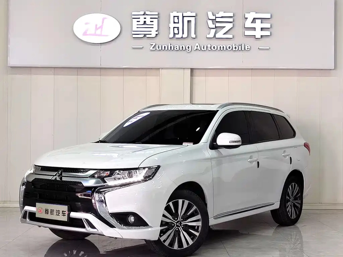 MITSUBISHI OUTLANDER  2022