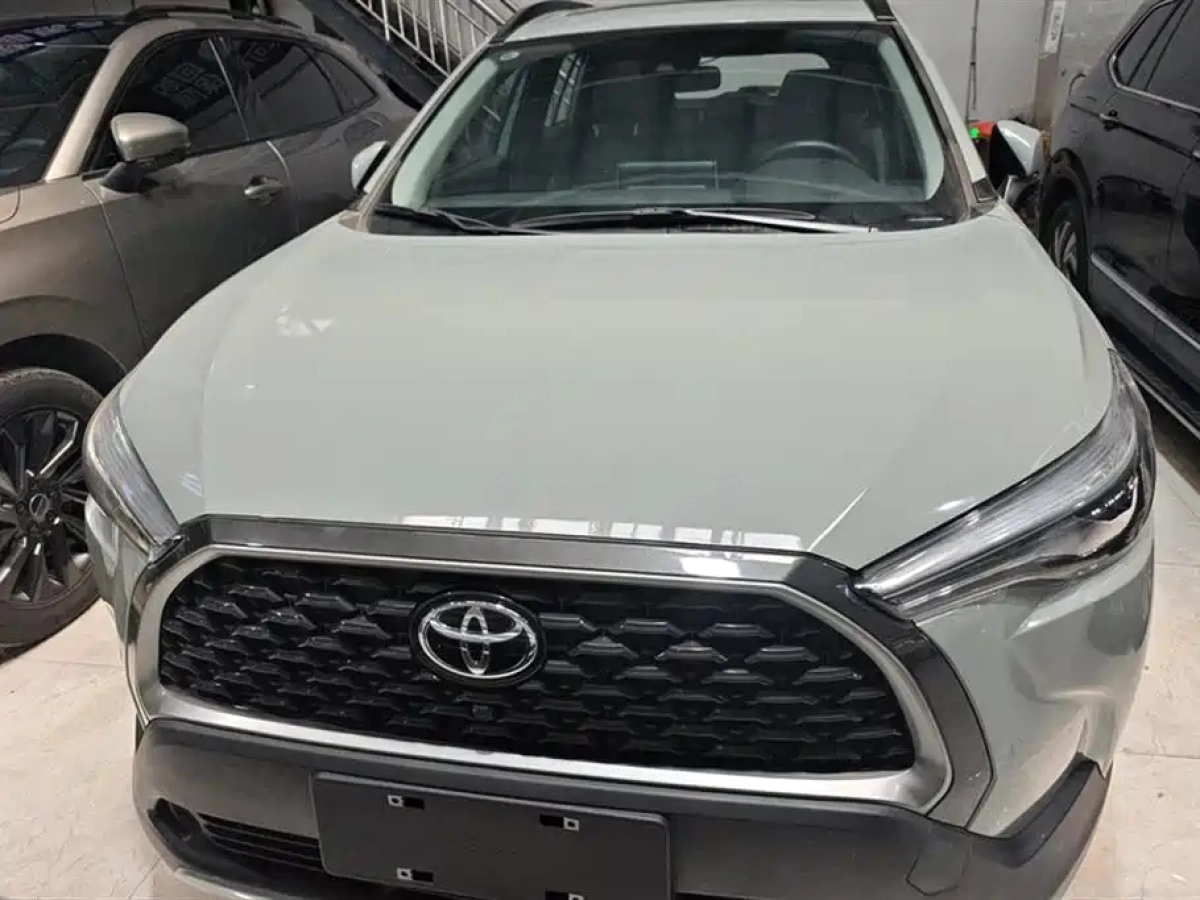TOYOTA COROLLA CROSS